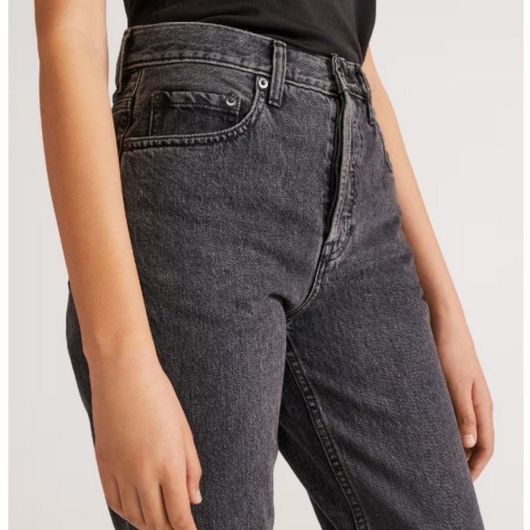 Gently Used Everlane 90s Cheeky Jean in Washed Black Women's size 27 Crop - Picture 1 of 12